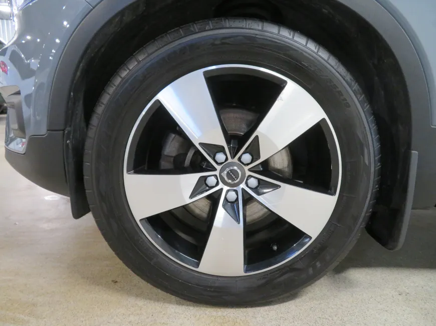 aa Volvo XC40 T4 AWD Momentum