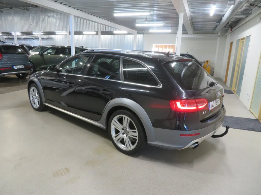 aa Audi A4 allroad Quattro TFSI